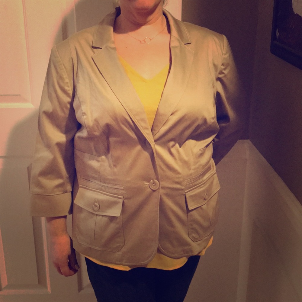 Lane Bryant khaki blazer - Picture 1 of 4